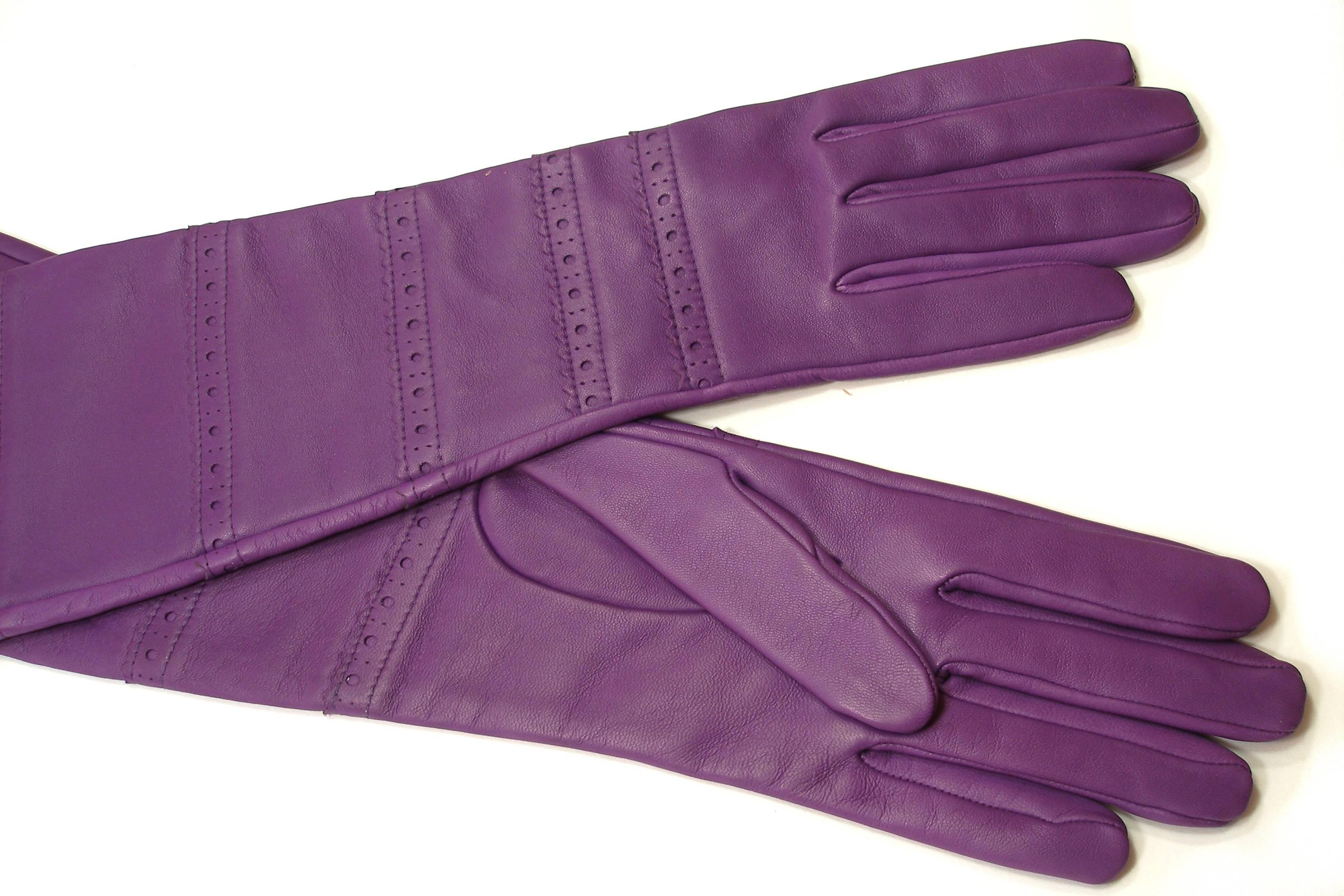 HERMES Ultra Purple leather Long Gloves Size 7.5  / BRAND NEW For Sale 1
