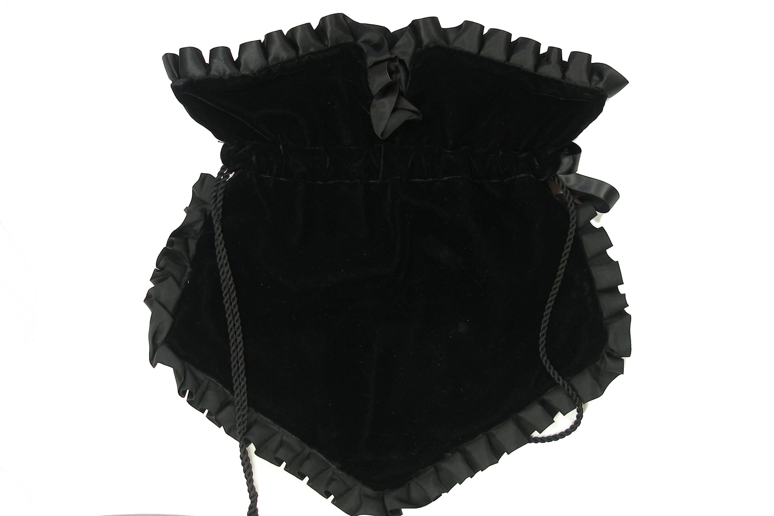 Yves Saint Laurent Vintage Black Velvet Satin Evening Bag /Excellente condition 4