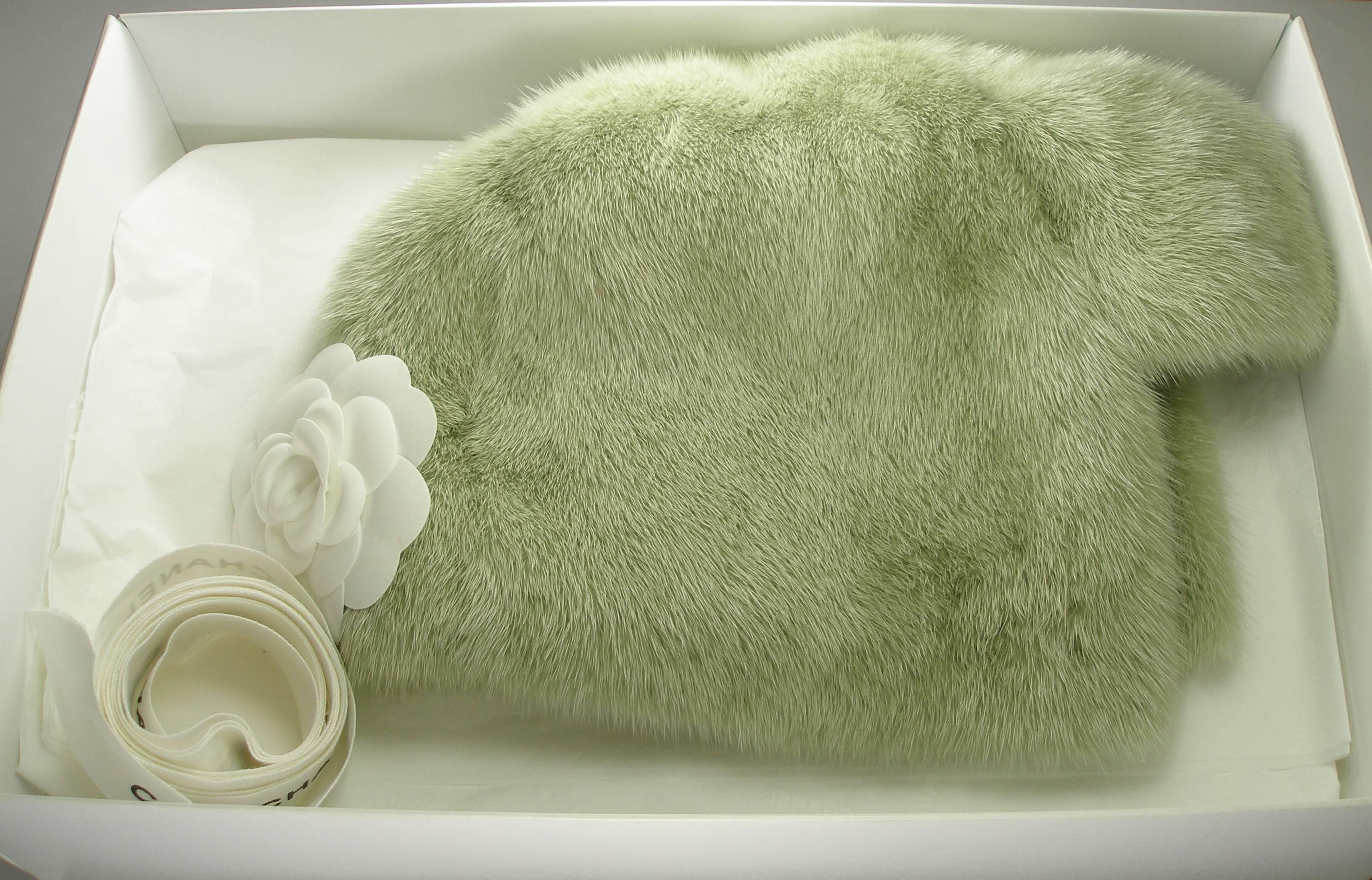 RARE The Anna Wintour Chanel's Hat Chapka Fox Fur One Size Rétail price 3450 € 2