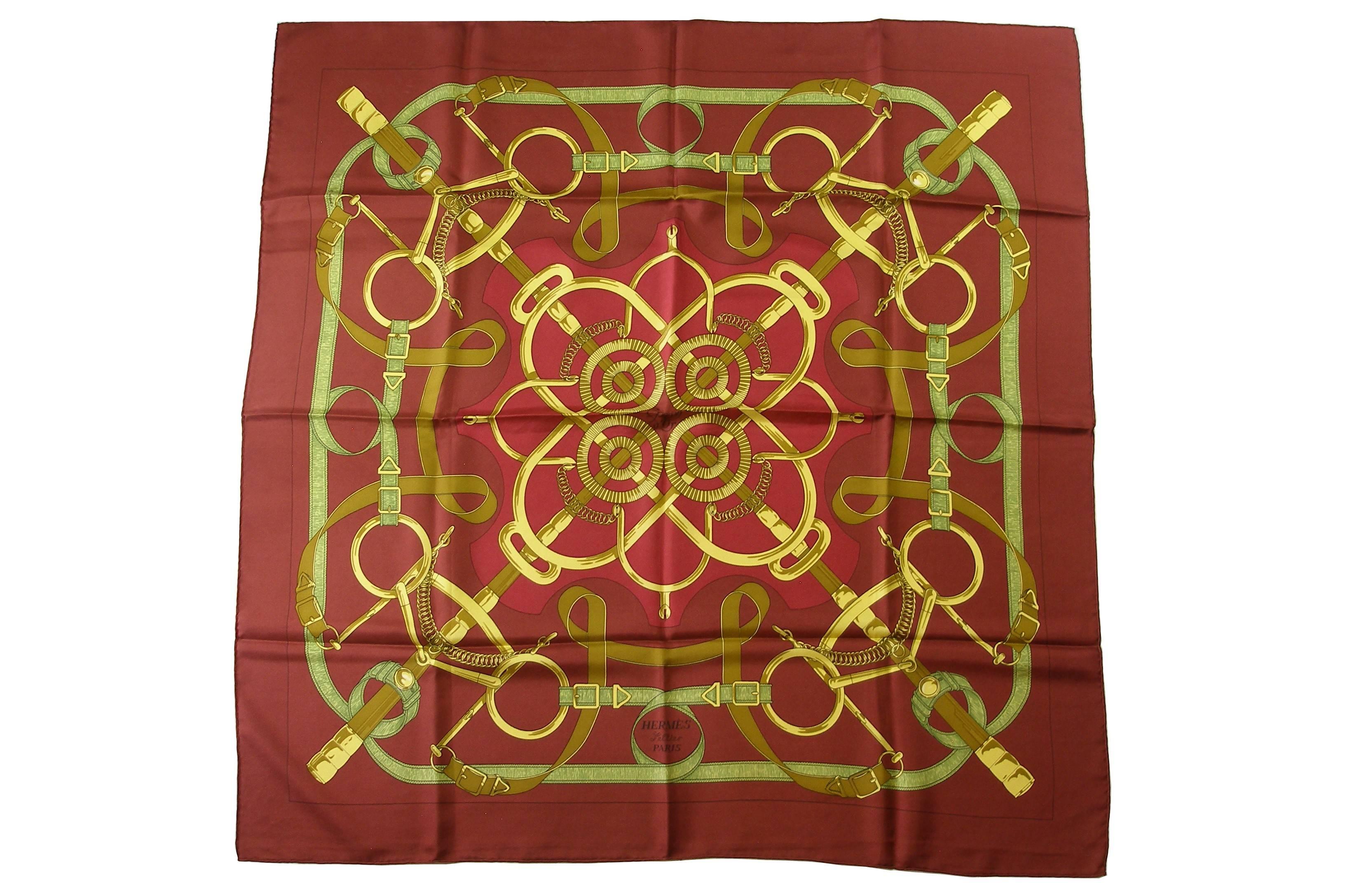 Women's VERY GOOD DEAL Set 3 Hermès Vintage Twill silk Scarf 90 cm / Good Condition
