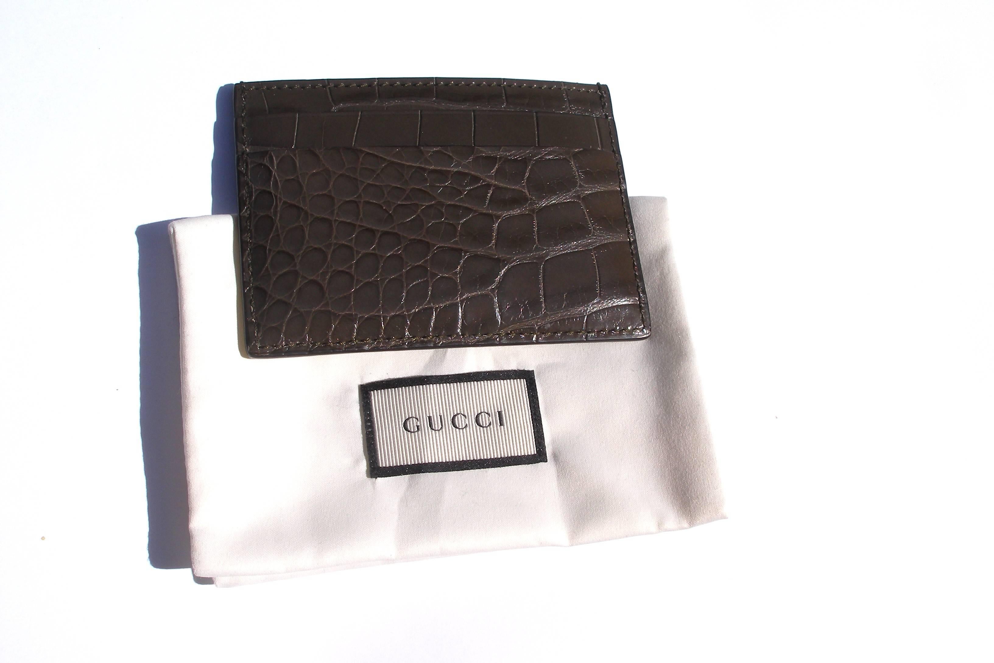  GUCCI Crocodile Card Case Millémiun color Rétail Price $ 820 / BRAND NEW 3
