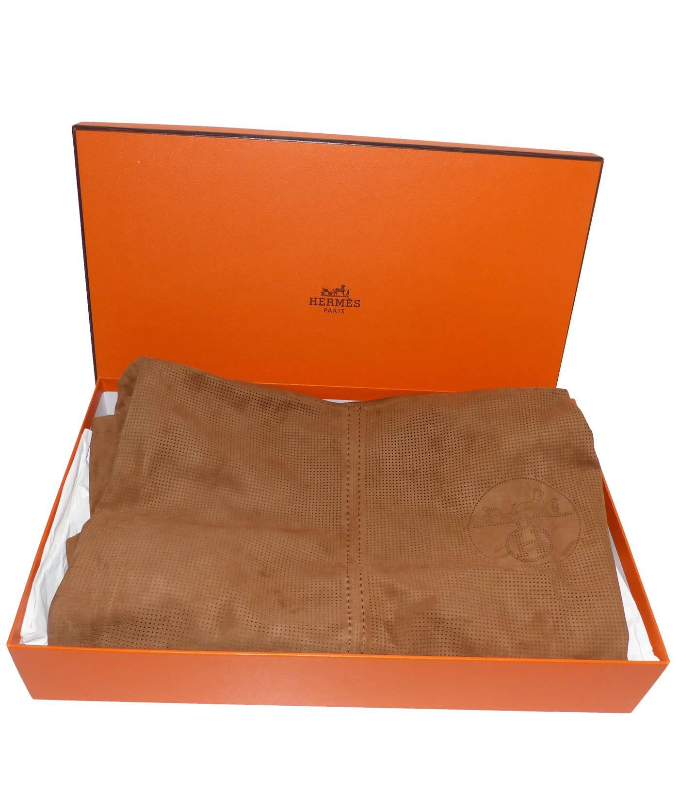 Gorgeous Hermès Tunique Perforated Brown Suede / EXCELLENTE CONDITION  6