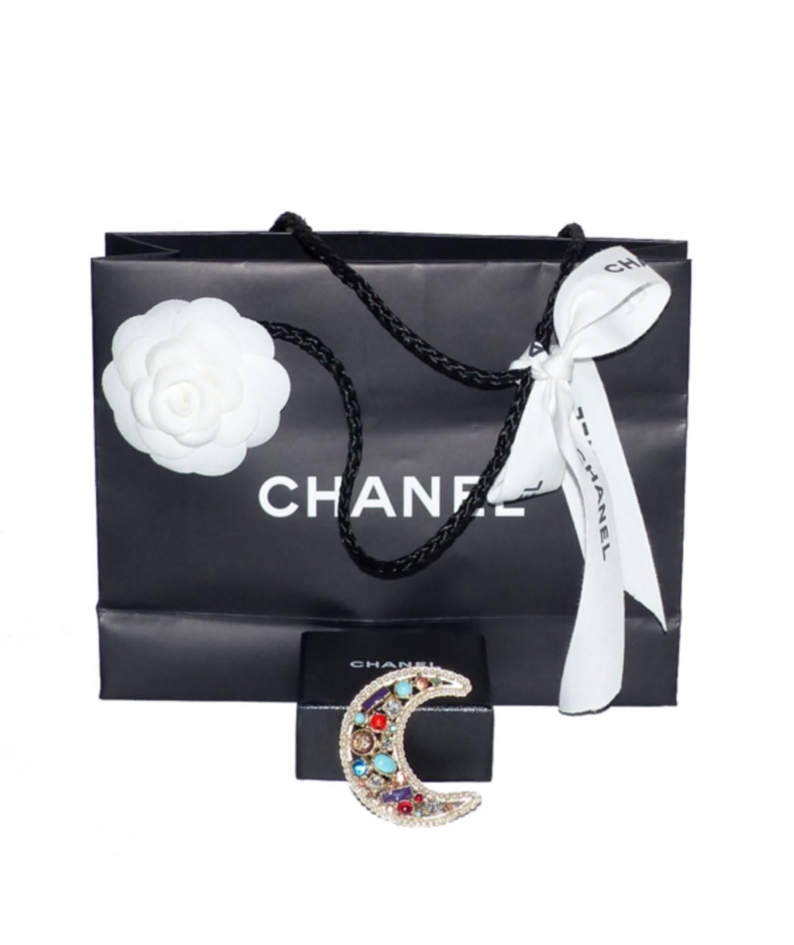 Women's STUNNING Chanel Moon Brooch Multicolor Pearls and Stones / Good Condition 