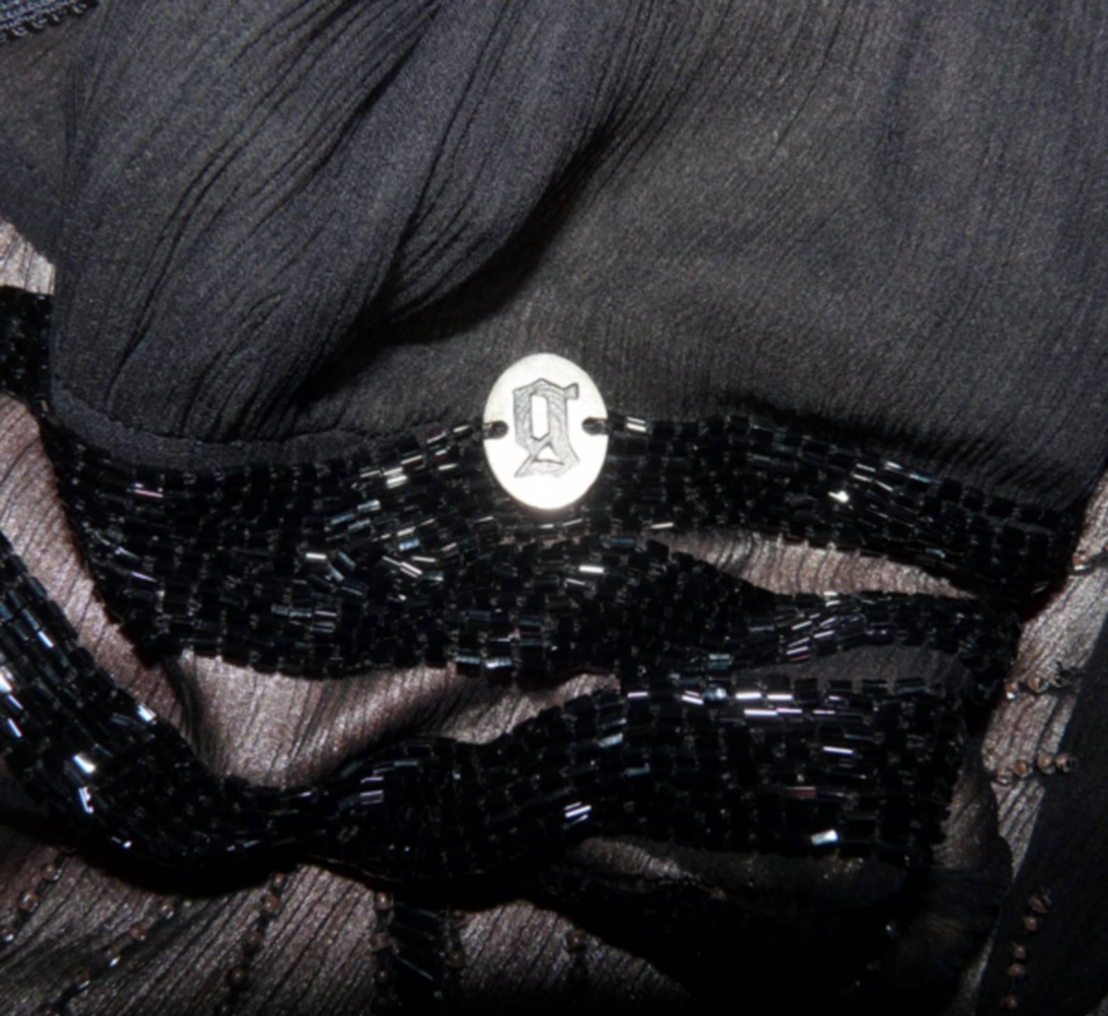 MA-GNI-FIC John Galliano Silk Pearls Dress  / Excellente Condition 3