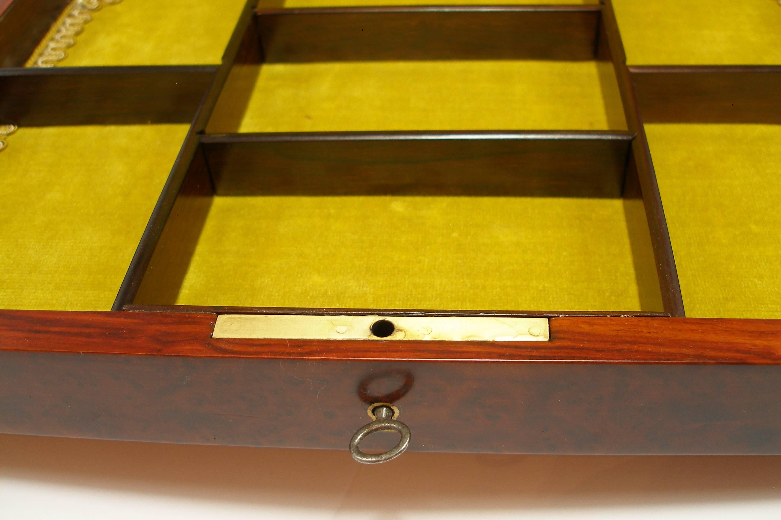 COLLECTIBLE RARE Secret Box Boulle Marqueterie Napoleon III / 19em Siecle For Sale 4