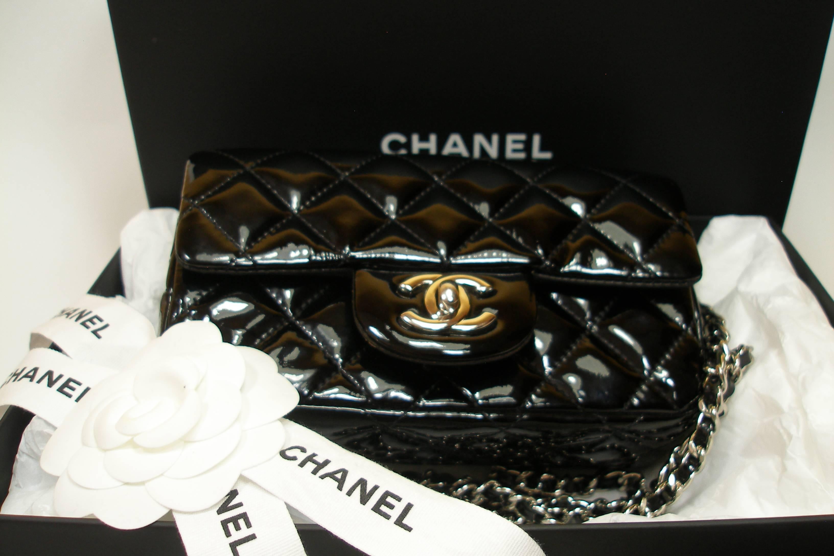 ICONIC Mini Timeless Chanel Patent Leather Silver Hardware / Good Condition  4