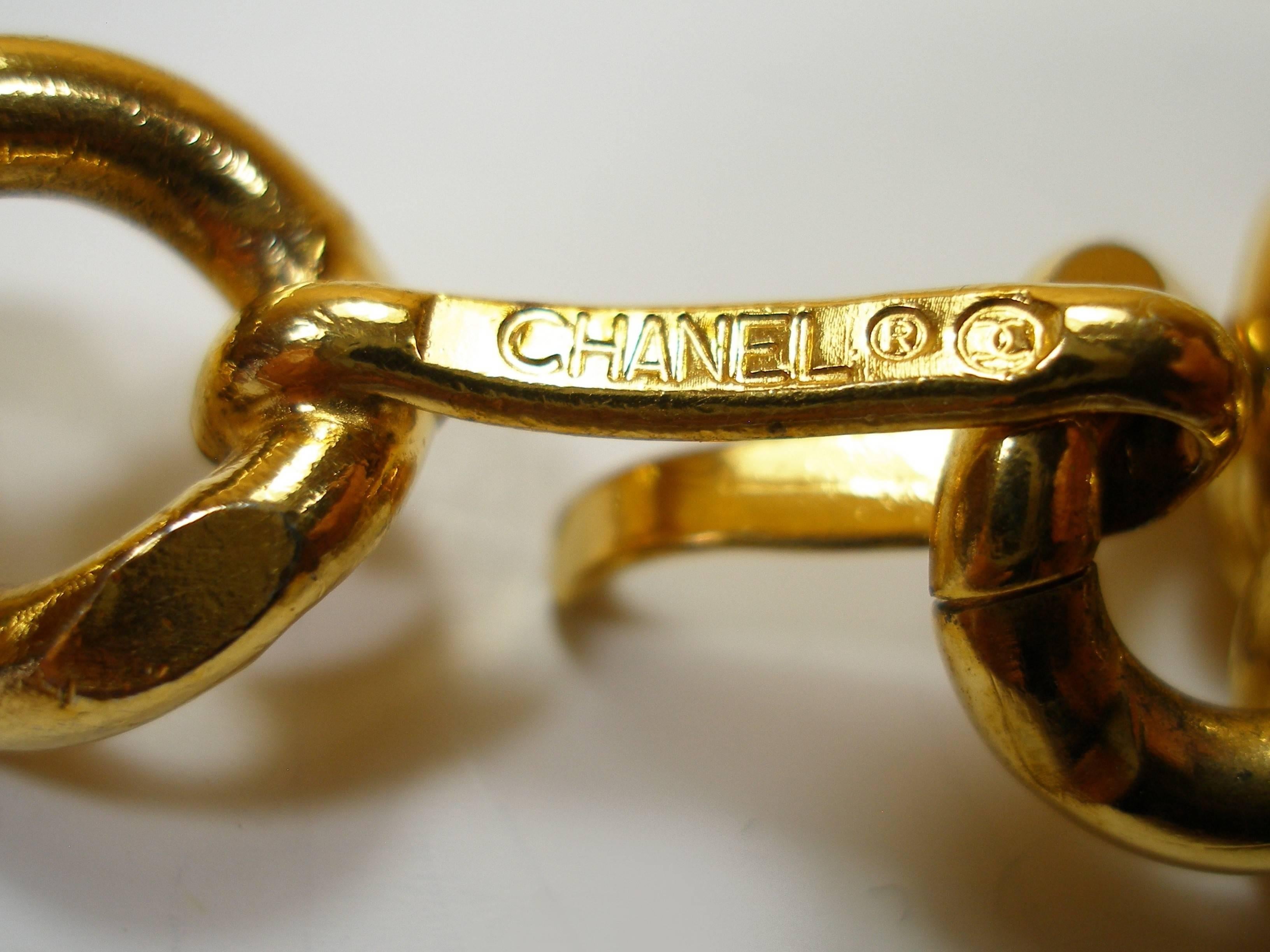 Chanel Gold Vintage CC Rue Cambon Chain Belt  2