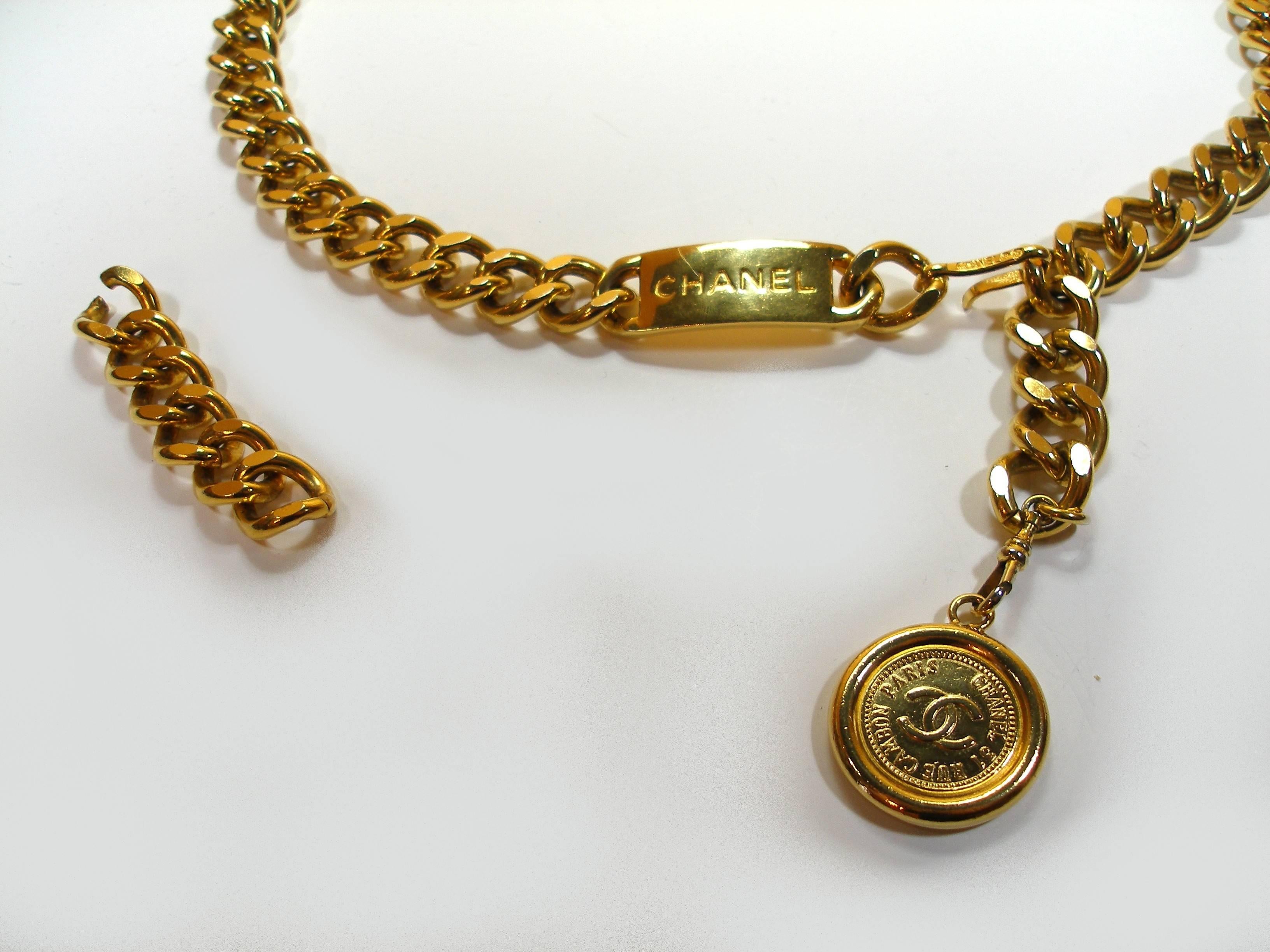 Chanel Gold Vintage CC Rue Cambon Chain Belt  3