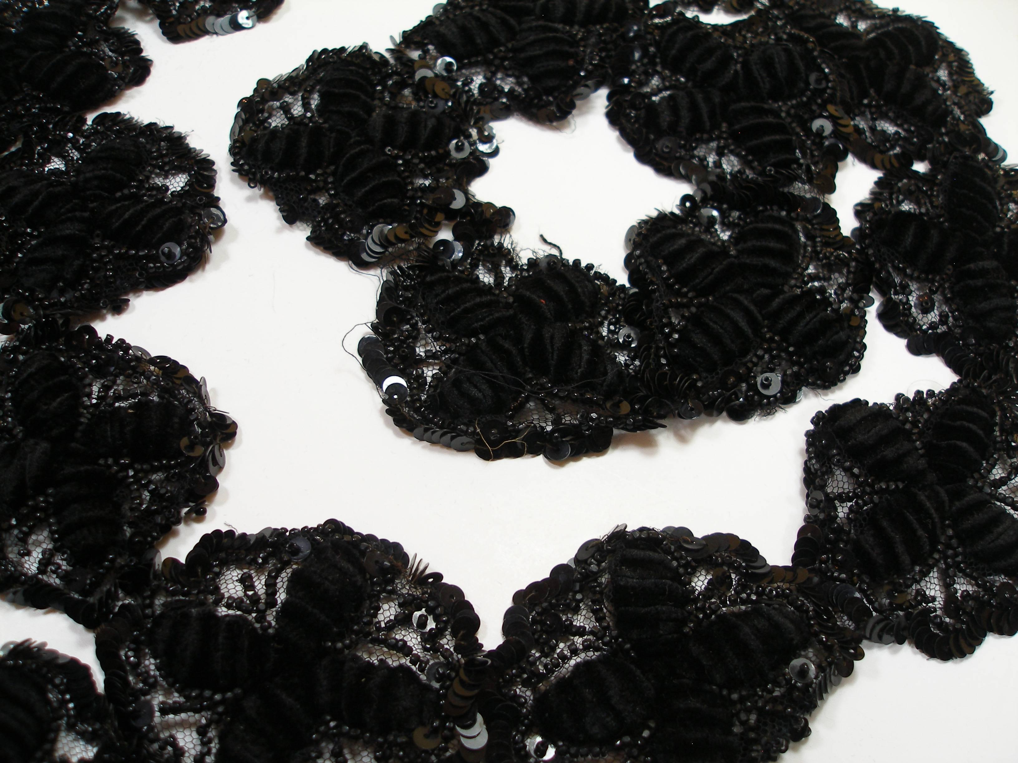 XXth Century Vintage Black Flowers Tulle Pearls Sequins / Good Condition For Sale 1