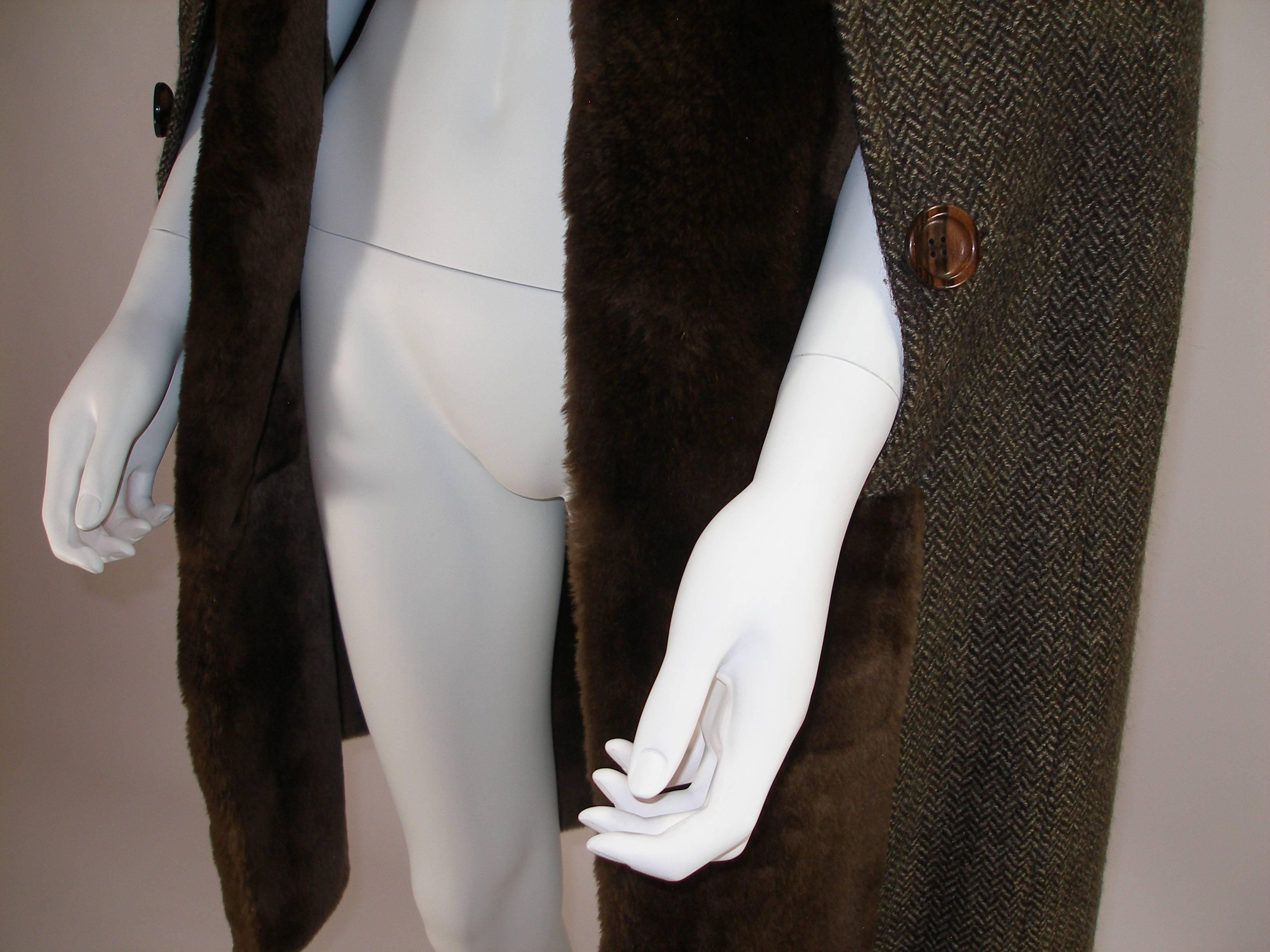 Black Vintage Cape Pierre Balmain Rabbit Fur and Wool Size 38 FR / 8US For Sale