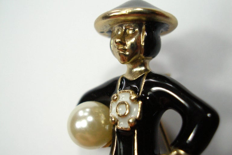 VERY CUTE Chanel VIP Gift Brooch Mademoiselle COCO / LIKE NEW at ...