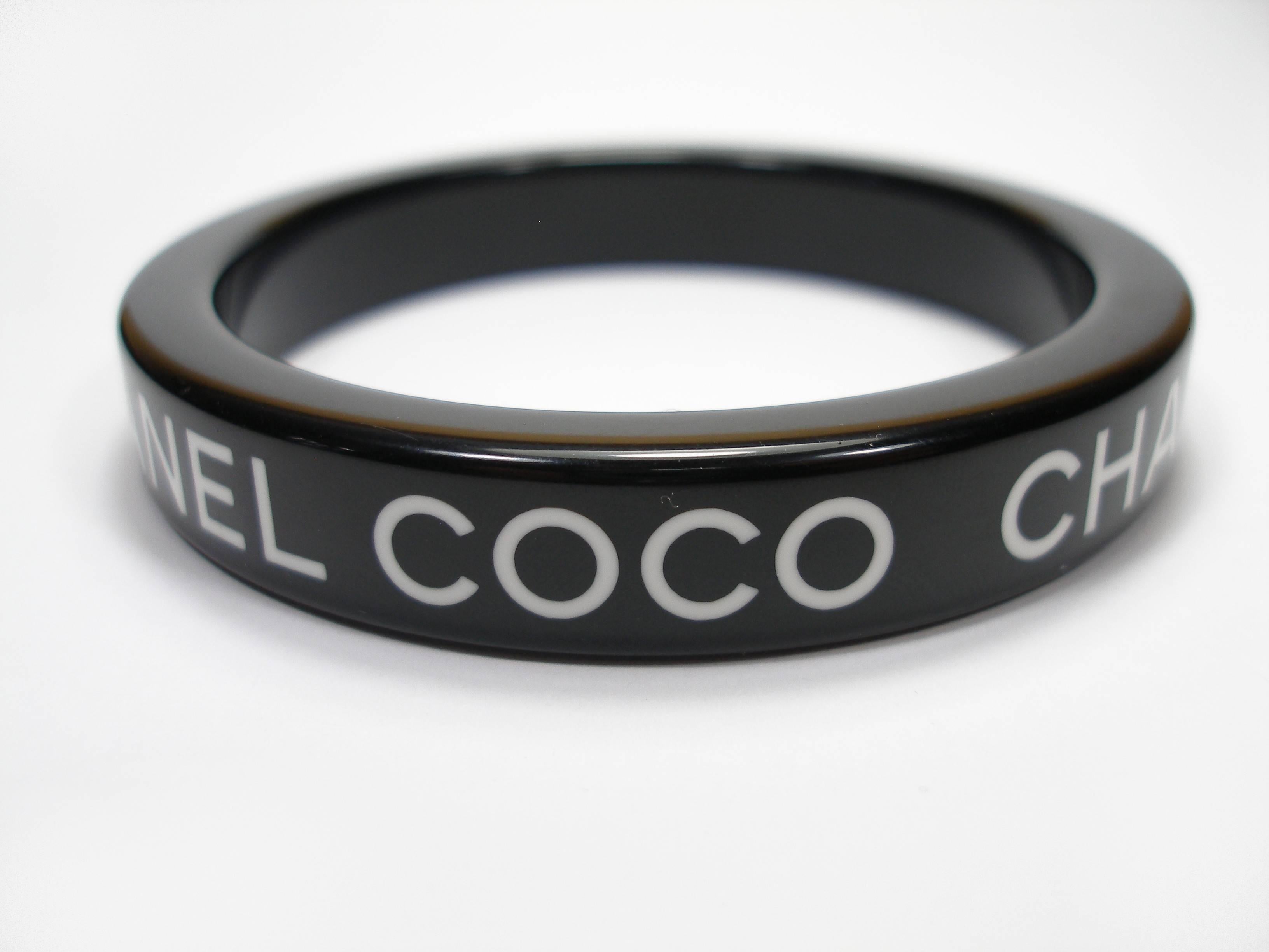 Vintage Chanel Coco Chanel Bracelet Bangle Diameter 6.5 cm  In Good Condition In VERGT, FR