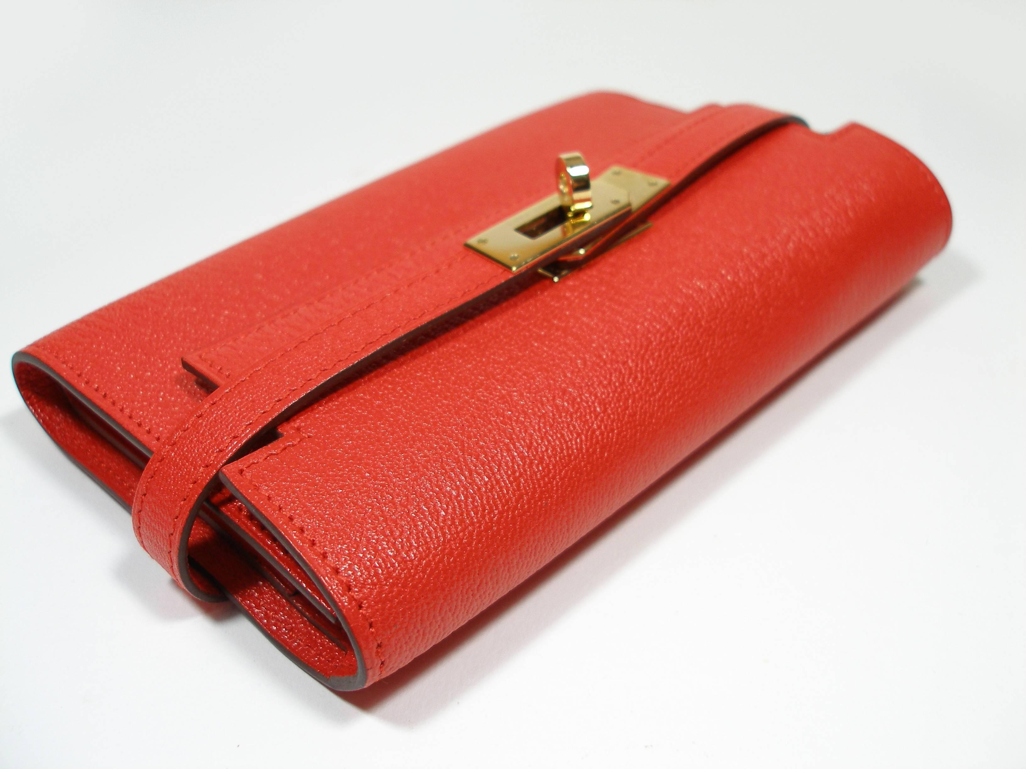 Hermès Kelly Compact Wallet Chevre Mysore Leather Rouge Tomate  / BN In New Condition In VERGT, FR