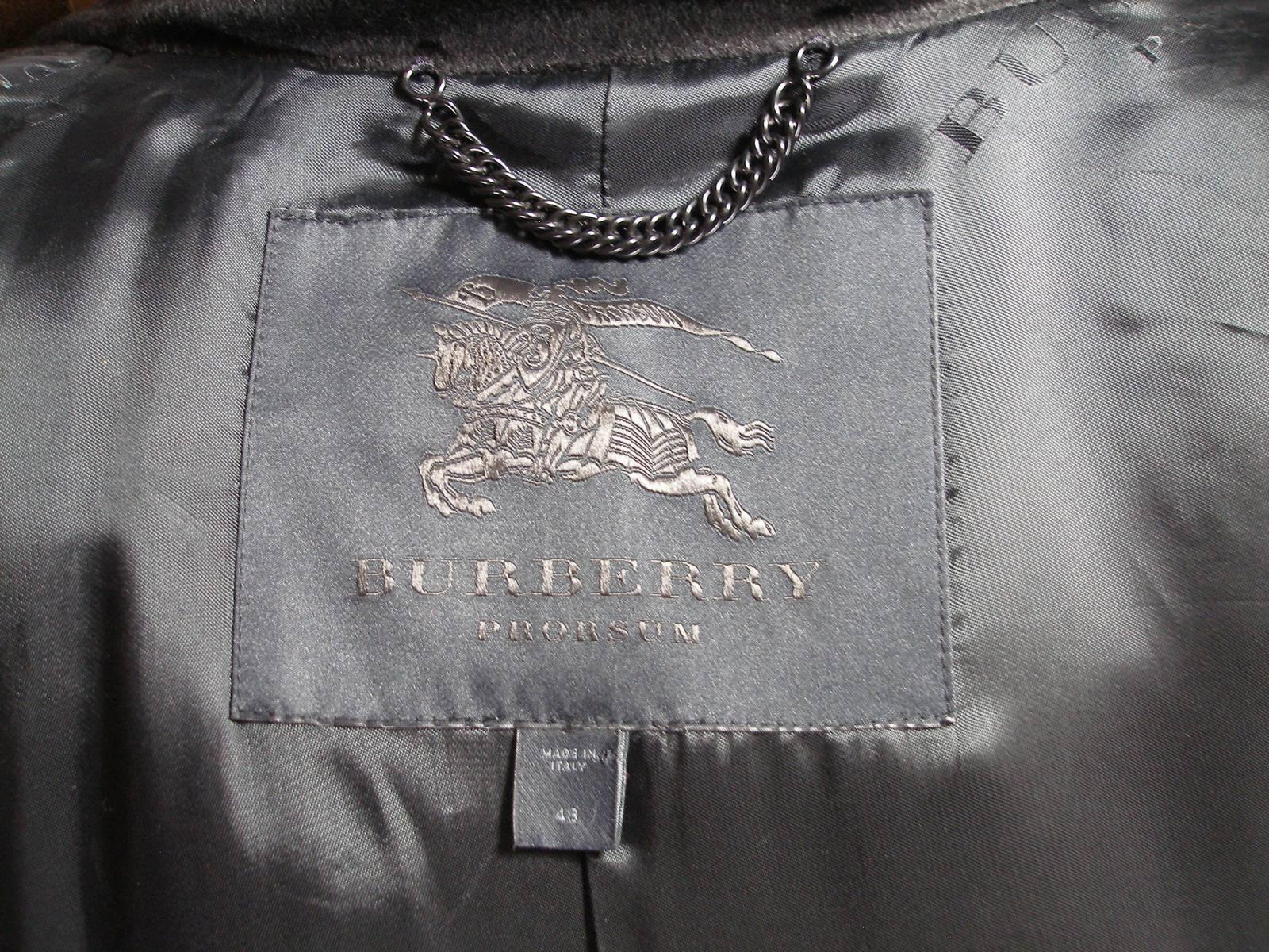 Fantastic Burberry Prorsum Sold Out RTP $8600 Fur Trimmed Coat Size FR44 / 14US  For Sale 4