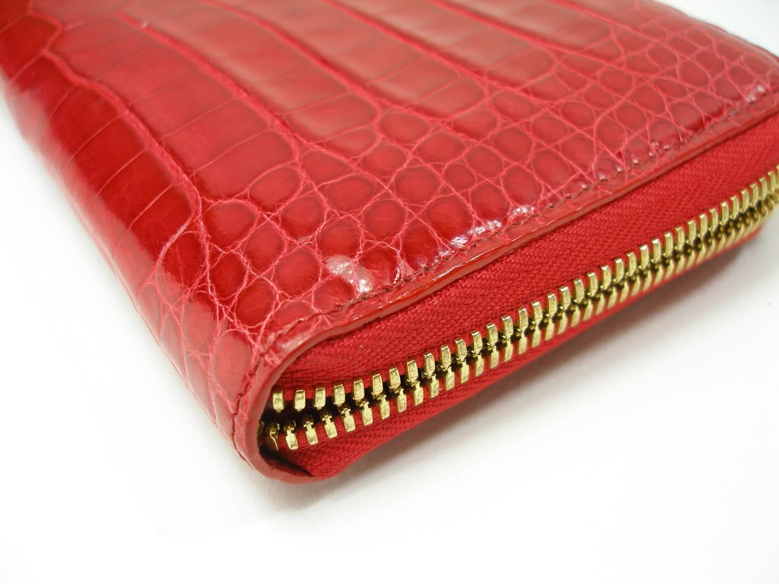 Circa 2010's Rare Louis Vuitton Wallet or Clutch Zippy Red Alligator Wallet For Sale 3