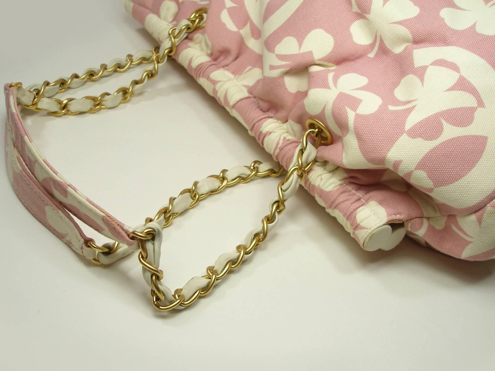  Summer 2004 Chanel Vintage CHANEL Clover chain shoulder bag Pink / Ecru XL Size 5