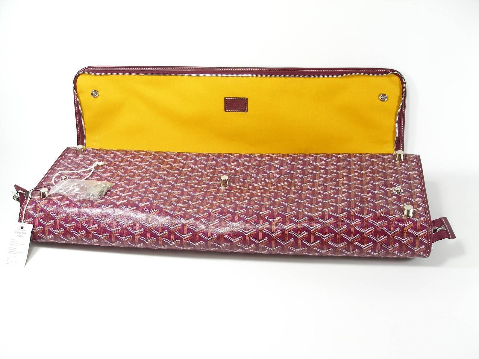 Collectible Caravelle 60 Goyard Folding Suitcase / Like New 8