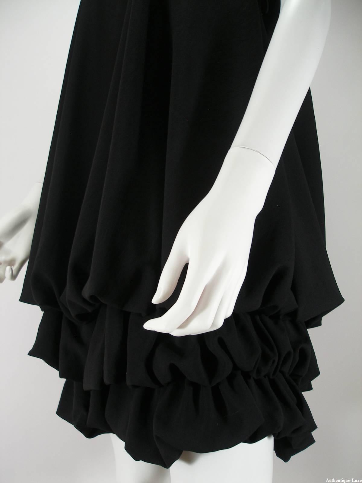 Givenchy Black Polyester Mini Dress 38 French Size / Excellente Condition For Sale 4