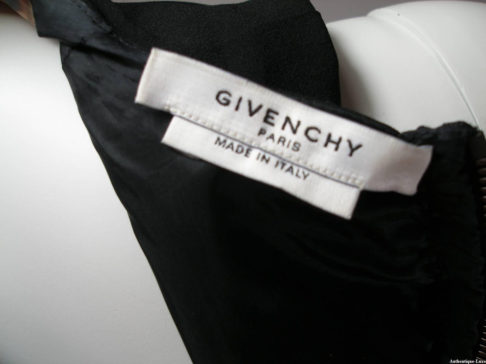 Givenchy Black Polyester Mini Dress 38 French Size / Excellente Condition For Sale 9