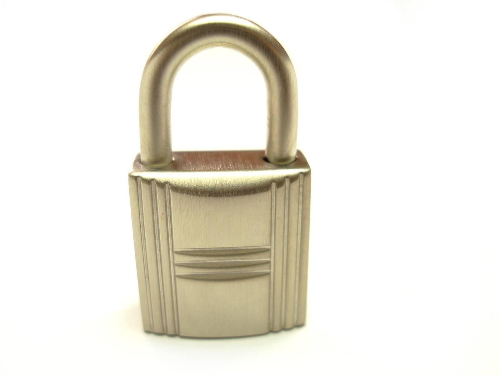 Hermès Cadenas Lock & 2 Keys For Birkin or Kelly bag Brush Finish/ BRAND NEW 4