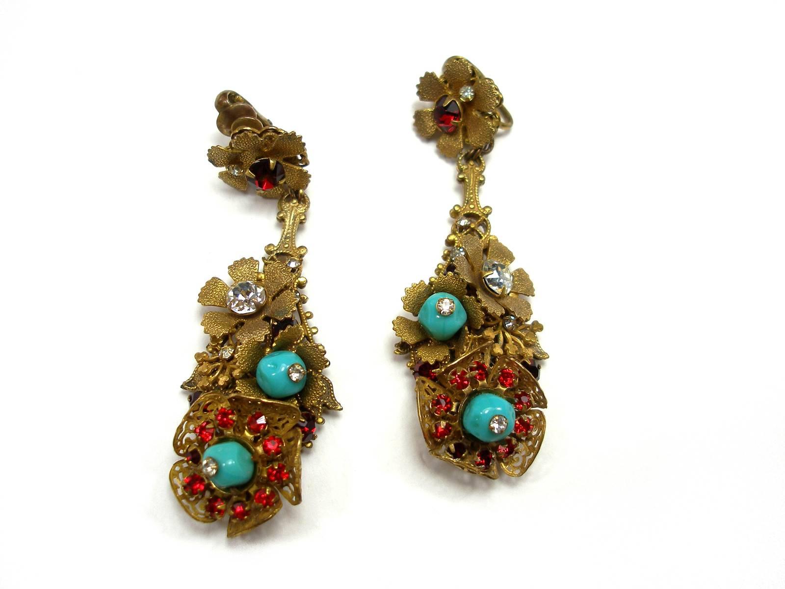 Absoluty Collectible Item
Vintage 50'S Earings
Signed Amourelle for Miriam Haskell & Frank Hess
Size : : height 8 cm or 3.14 
