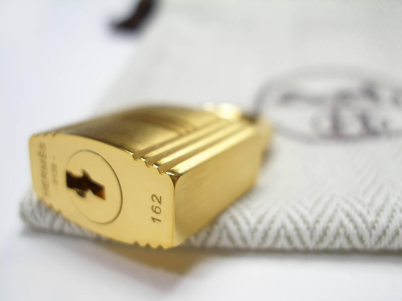 Hermès Cadenas Lock 2 Keys For Birkin or Kelly bag Gold plated shiny and brushed 5