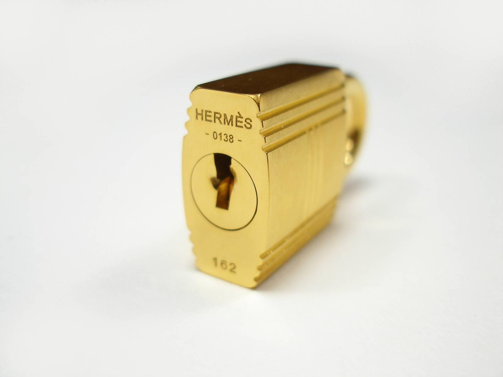 Hermès Cadenas Lock 2 Keys For Birkin or Kelly bag Gold plated shiny and brushed 6