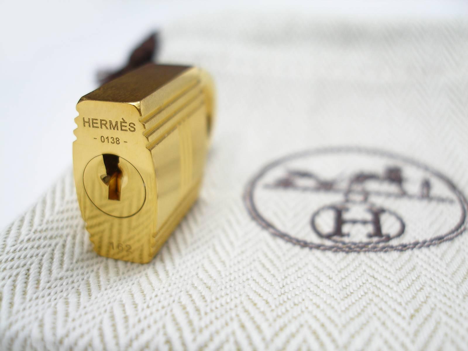 Women's or Men's Hermès Cadenas Lock 2 Keys For Birkin or Kelly bag Gold plated shiny and brushed