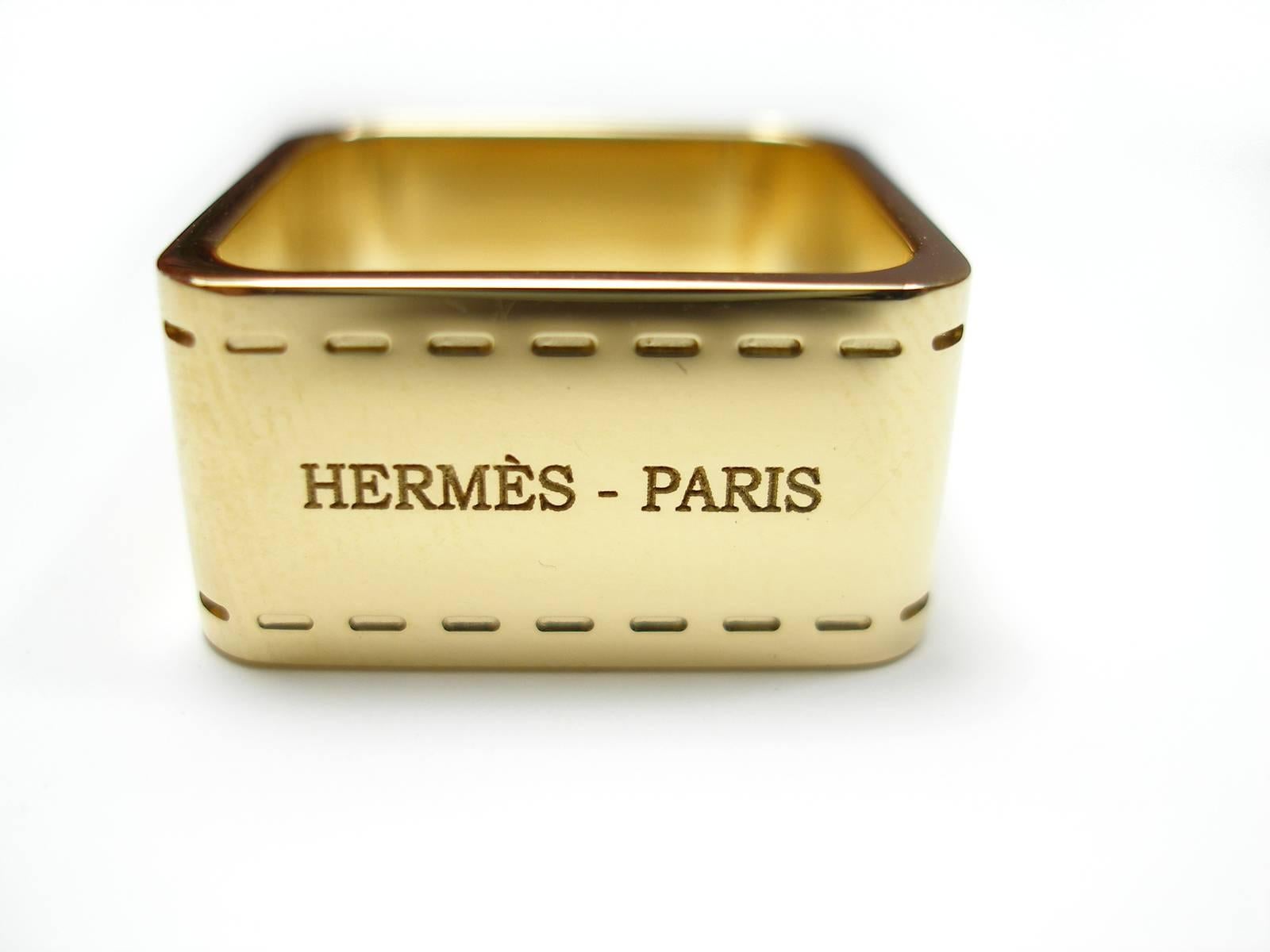 Women's or Men's Hermès Bolduc Permabrass Ring Scarf 