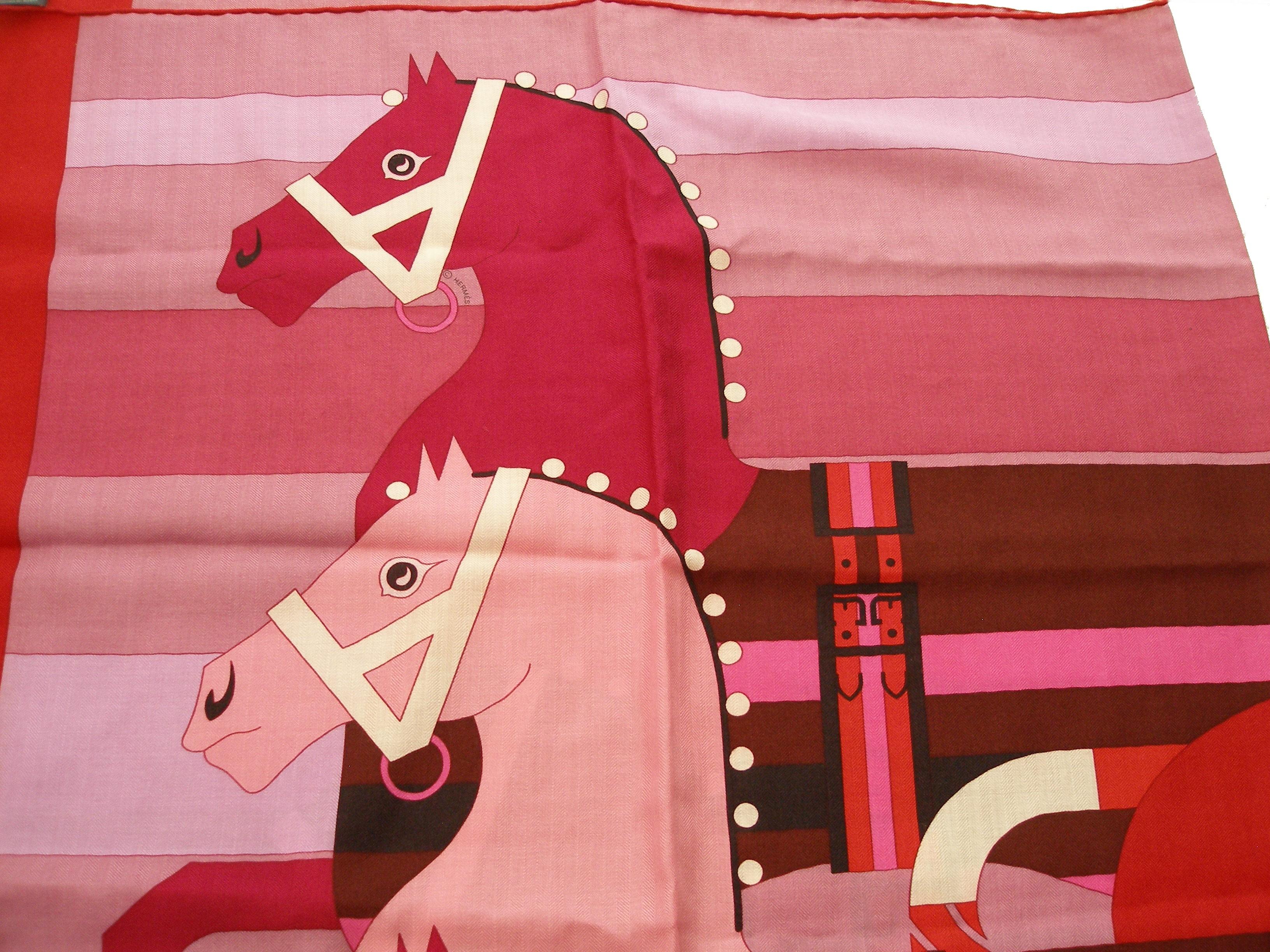 Hermès Rocabar Cachemere 140 cm / 55 inch Shawl, 2018 2