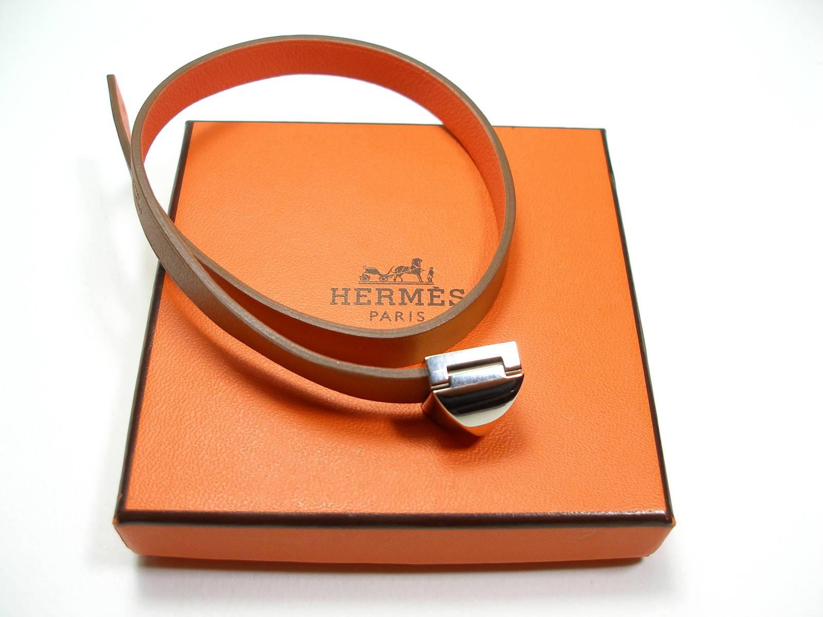 Hermès Médor Infini Bracelet Gold Crevette Leather and Palladium Double tour In Good Condition In VERGT, FR