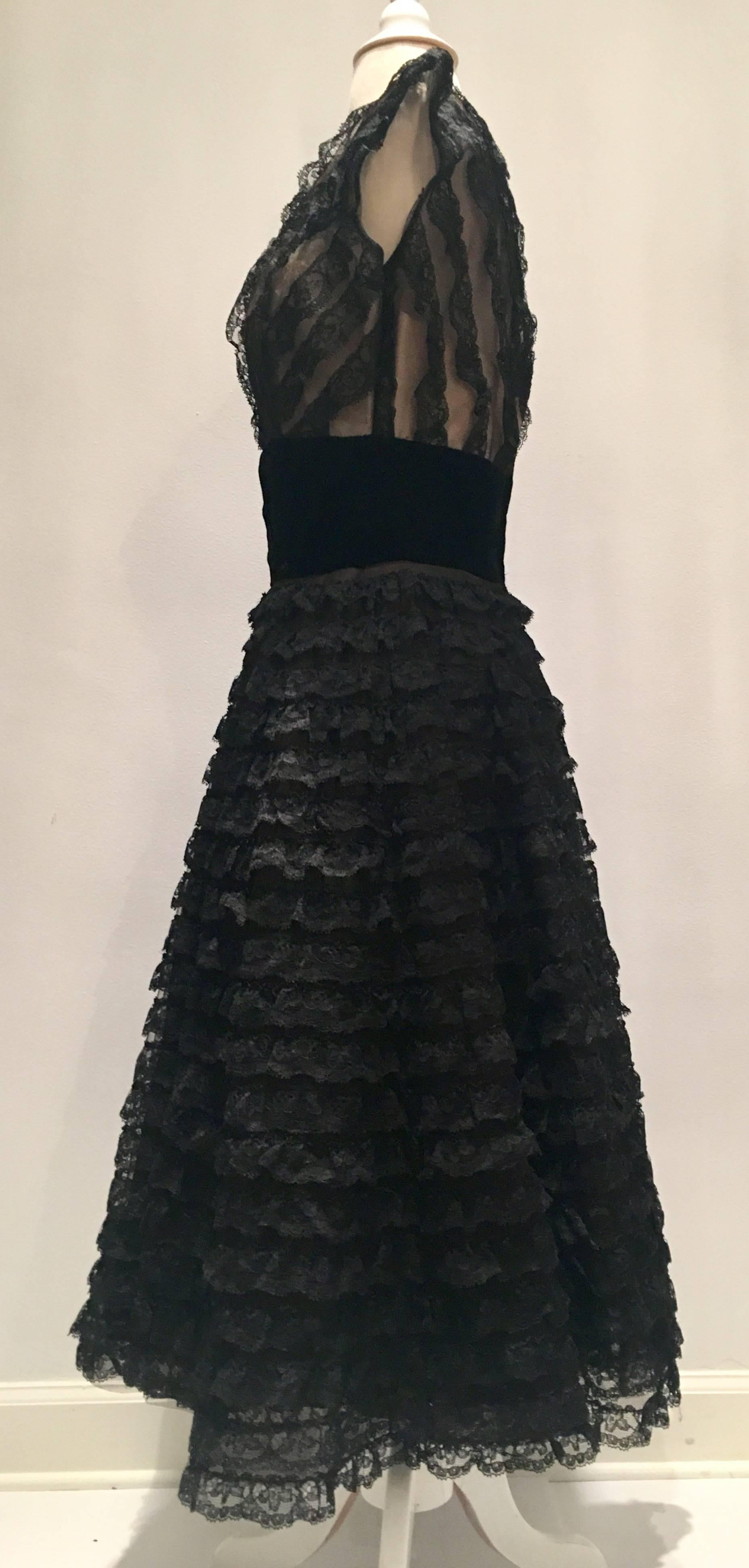 1950'S Handmade Lace Black and Nude Tulle Party Dress, Sz 4 In Excellent Condition In West Palm Beach, FL