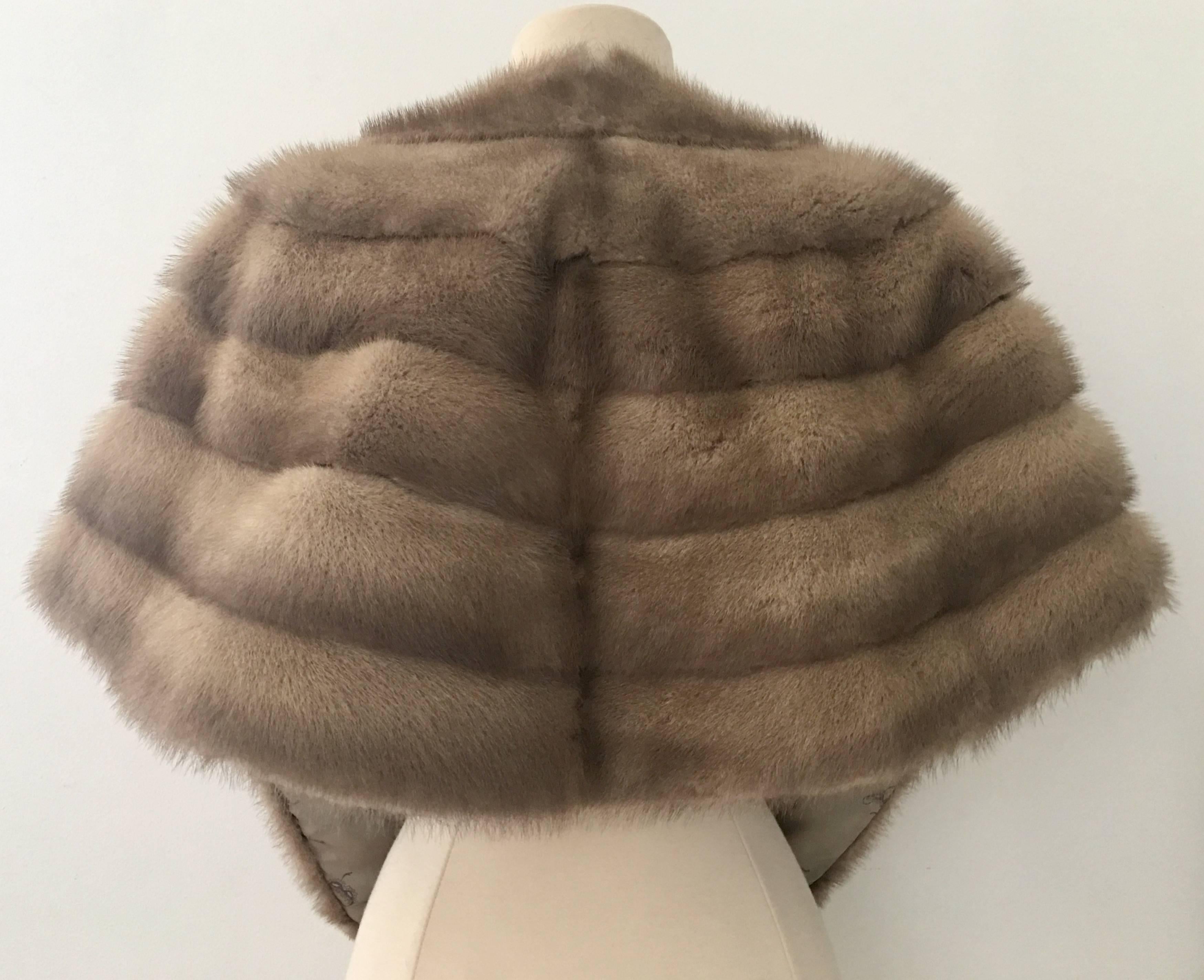 Women's or Men's 1940s Coulters Los Angeles Mink Fur Capelet
