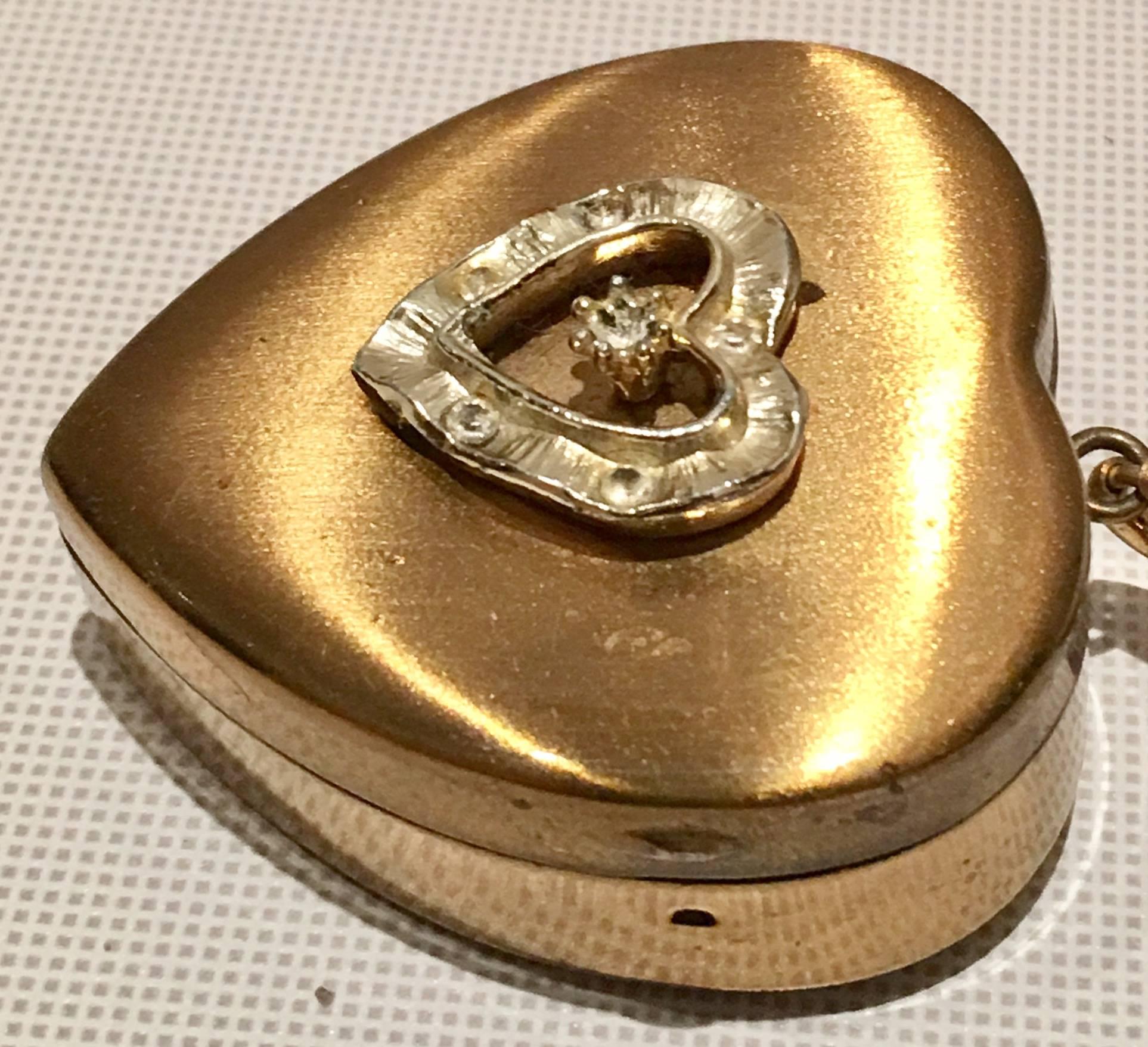 necklace music box