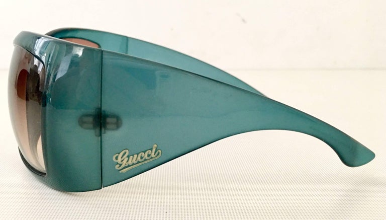 2007 Gucci Teal Oversized Logo Sunglasses-Italy at 1stDibs  display picture 1