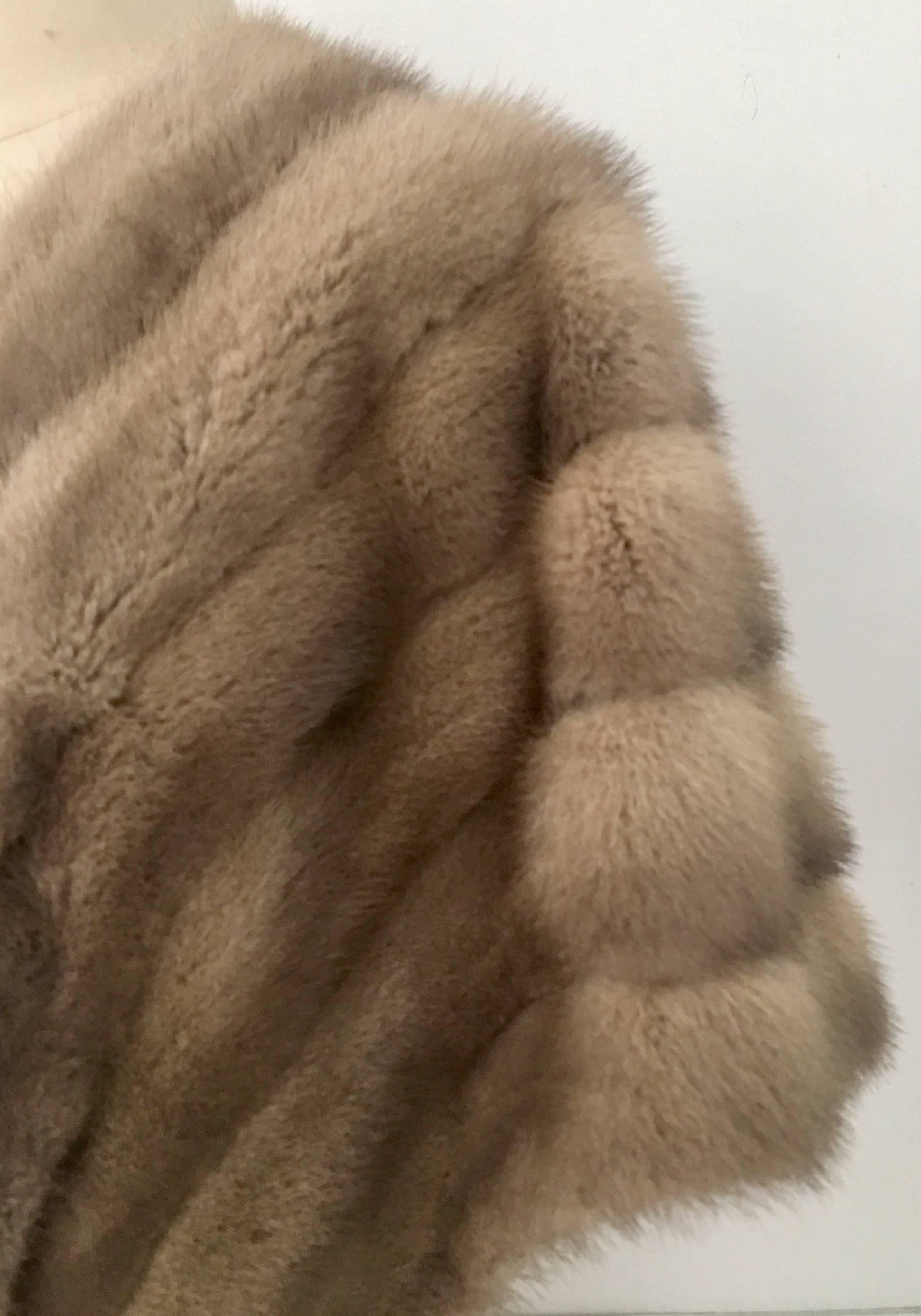 1940s Coulters Los Angeles Mink Fur Capelet 1