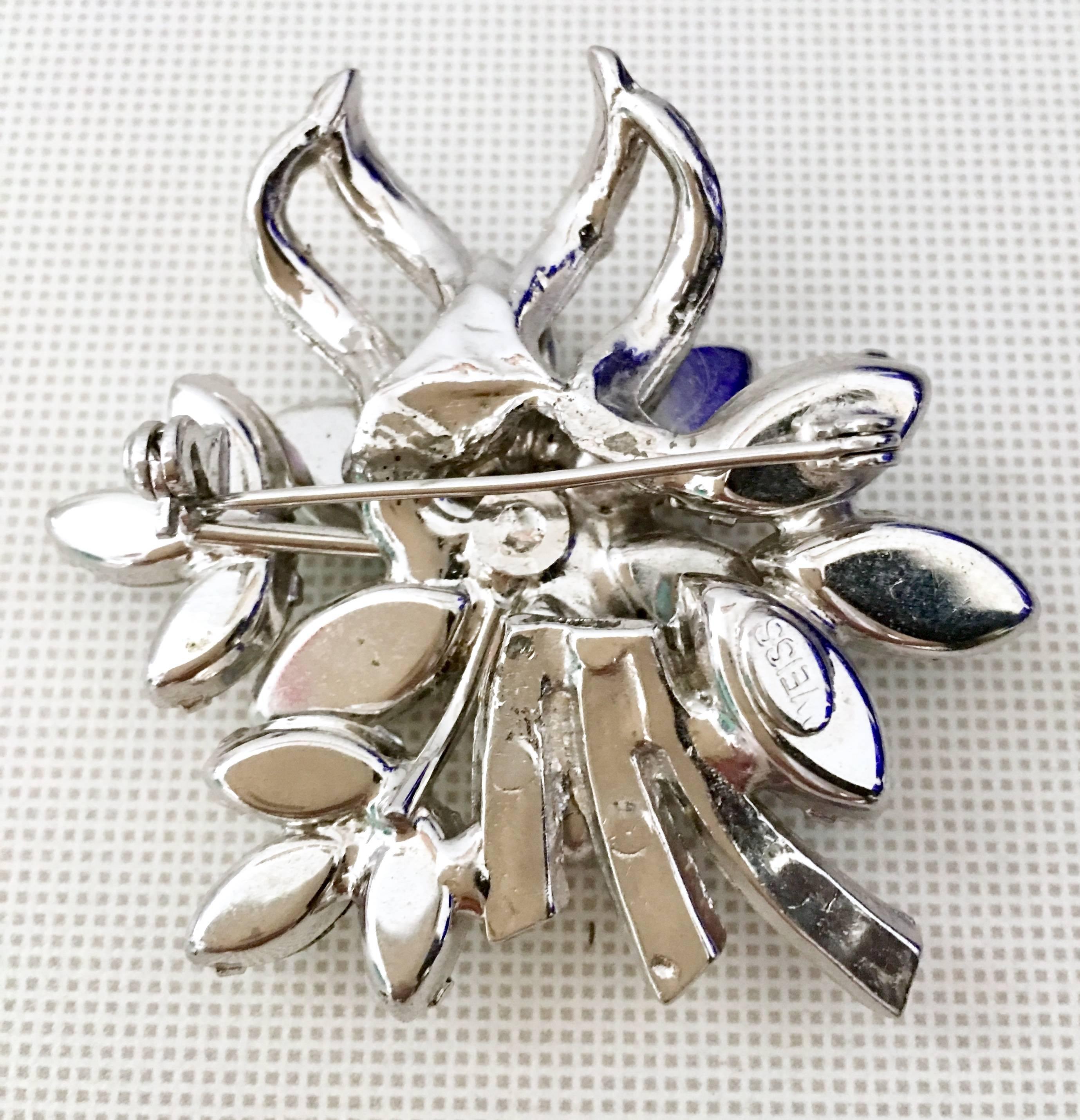 Women's or Men's 1960'S Austrian Crystal Rhinestone Silver Flower Brooch By, Weiss For Sale