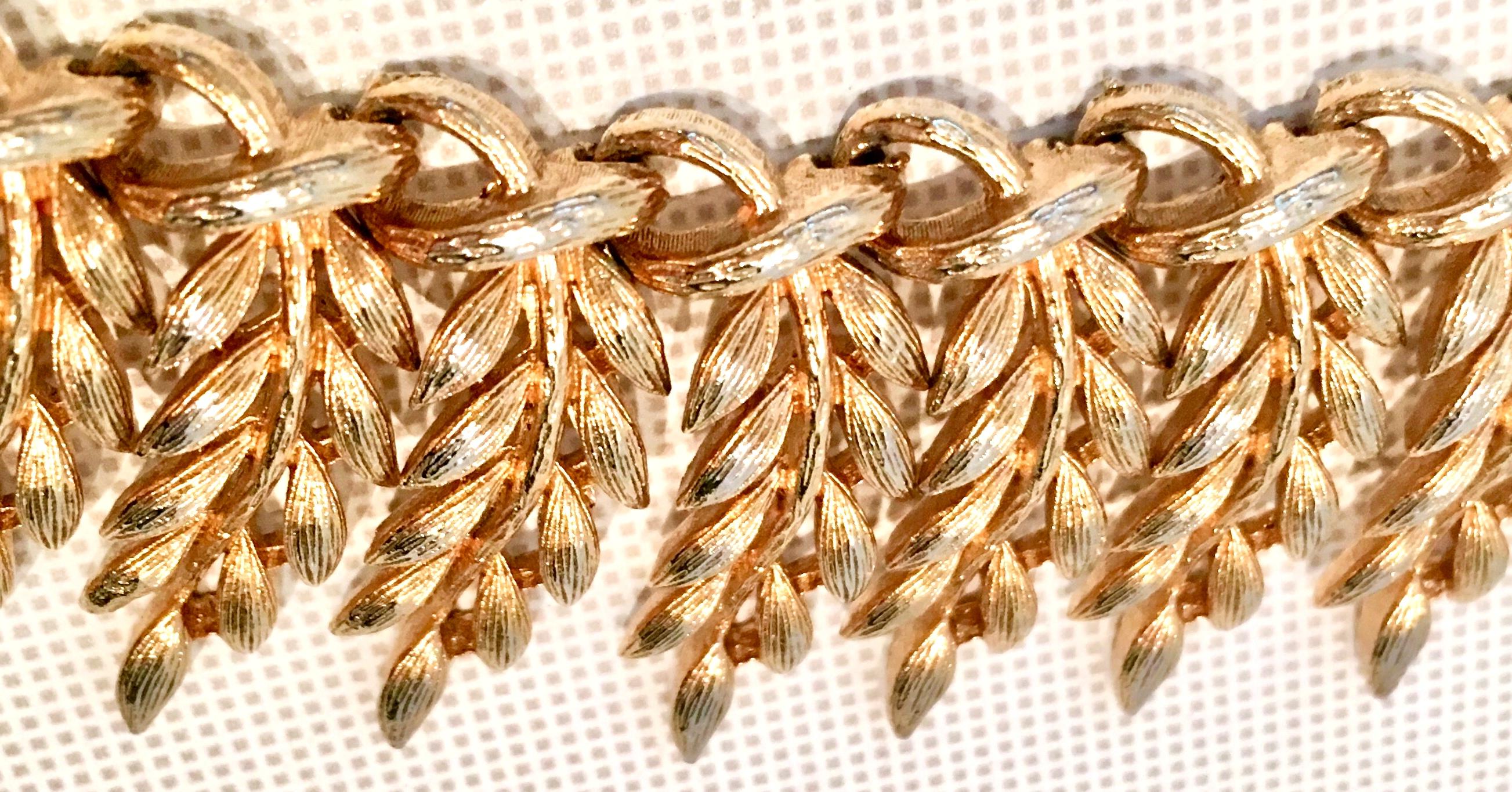 20th Century Gold Laurel Motif Necklace & Bracelet By, Lisner 3