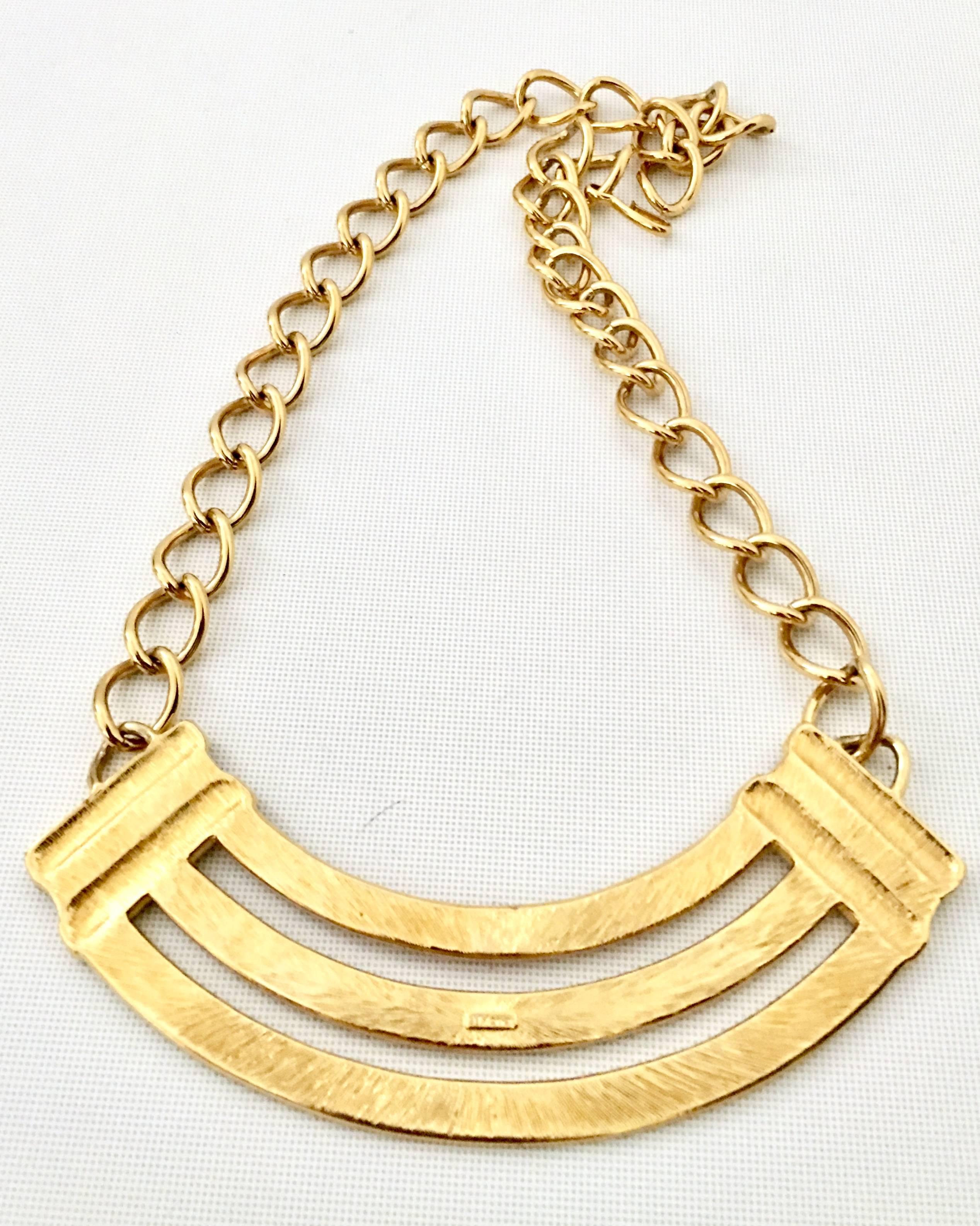 Monet Vintage Gold and Enamel Chain Link Necklace In Excellent Condition In West Palm Beach, FL