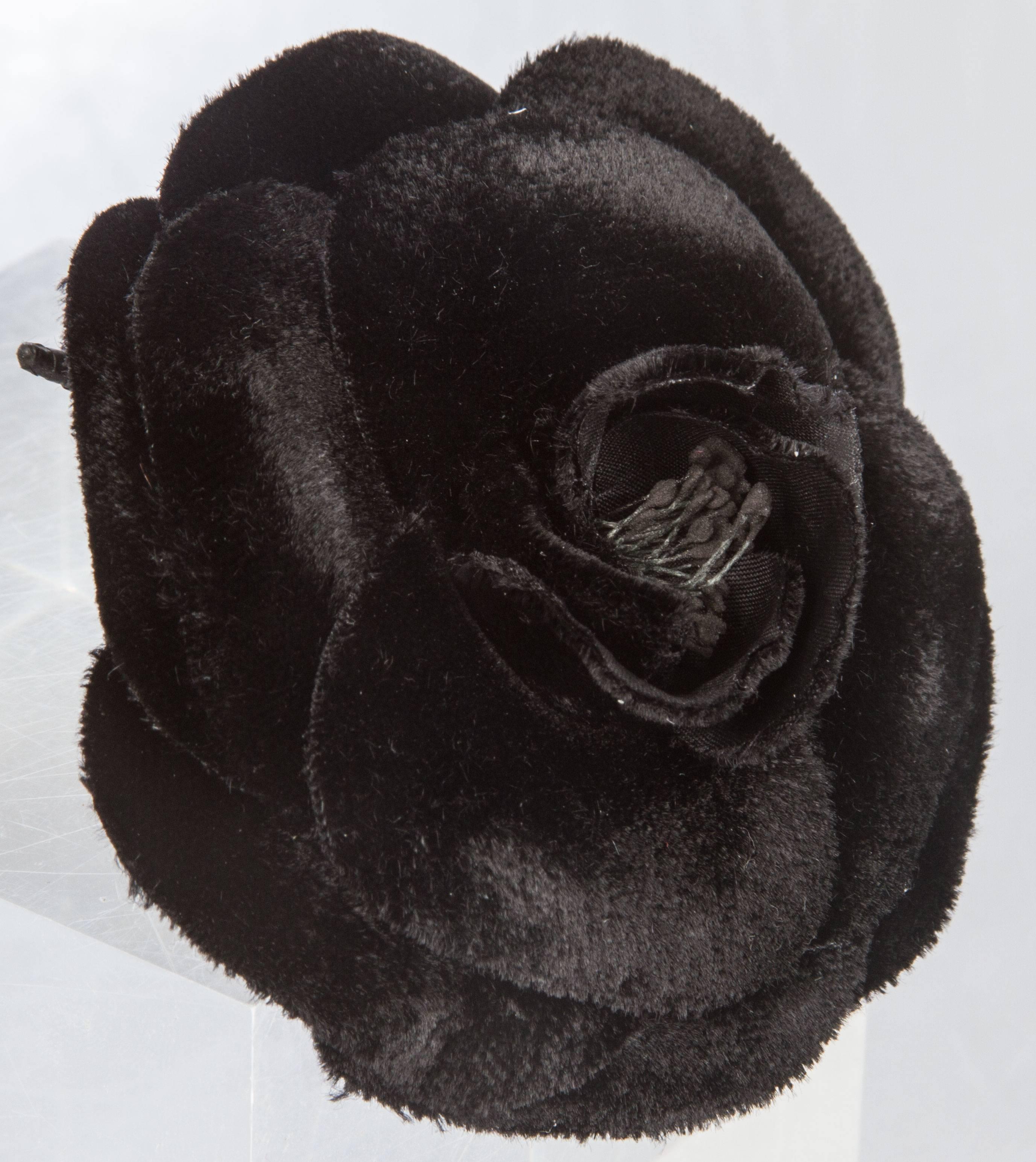 A gorgeous Chanel Velvet Brooch, 