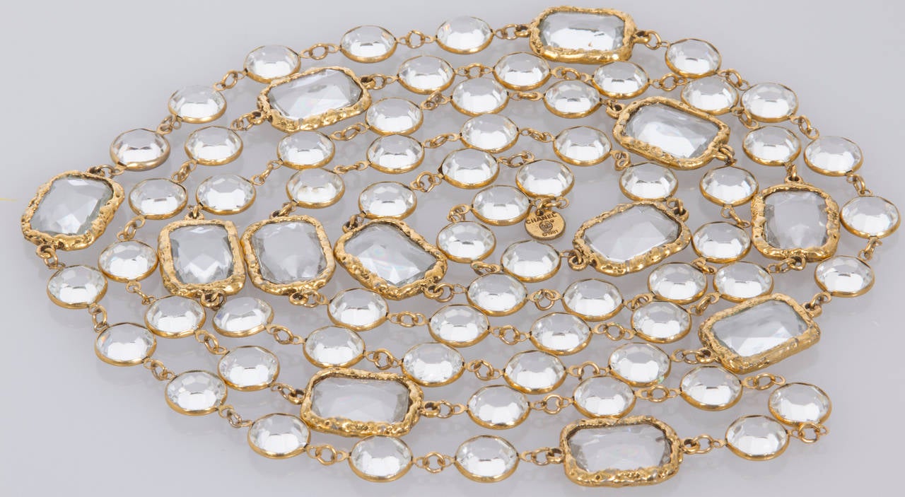 Long CHANEL Clear Chicket
