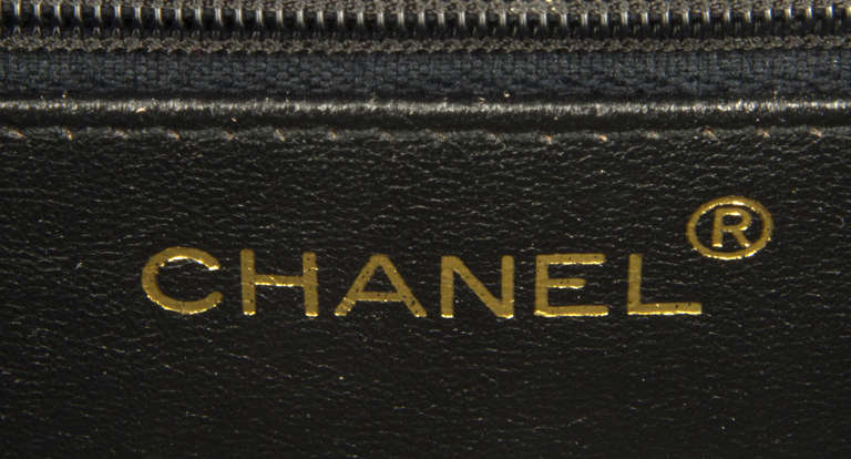 CHANEL  Shoulder Bag with Chain and Lucite Accents 4