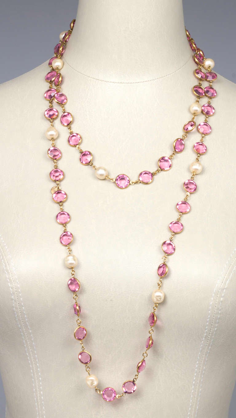 CHANEL Pink Crystal and Faux Pearl Sautoir Necklace In Excellent Condition In Chicago, IL