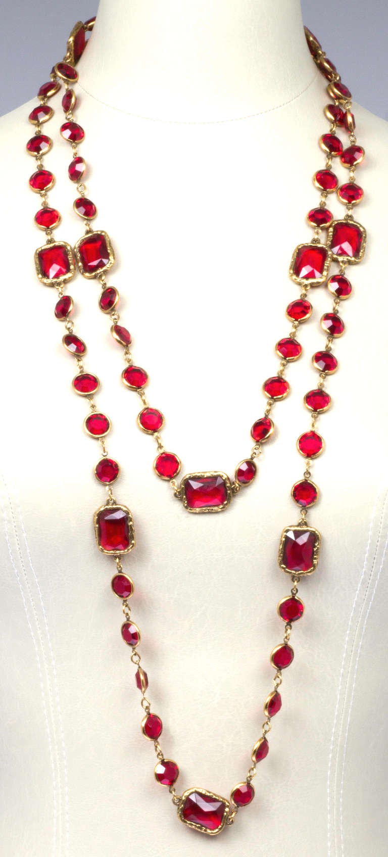 Long Chanel Chicklet Red Sautoir Necklace In Excellent Condition In Chicago, IL