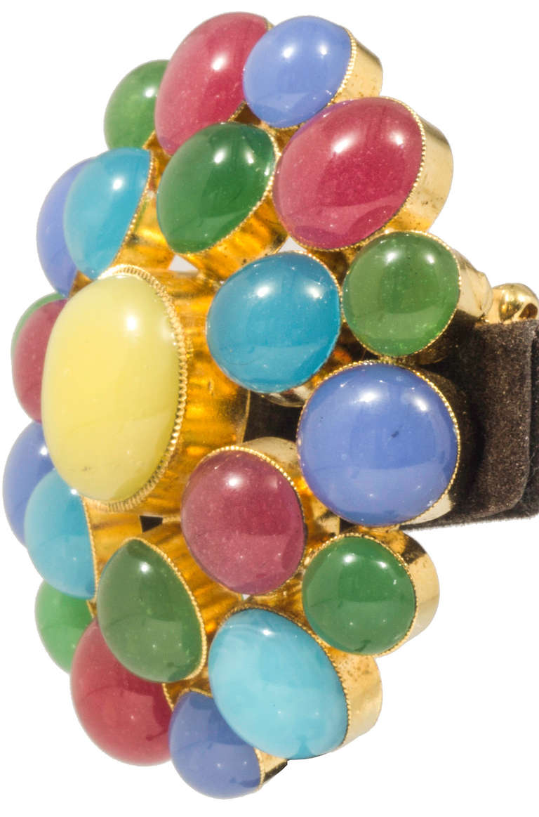 This beautiful brooch is perfect for the summer.  Wonderful color!