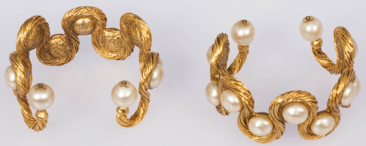 Pair of CHANEL Pearl Cuffs 4