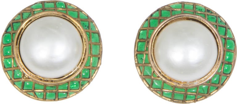 Pair of CHANEL Pearl and  Green Gripoix Glass Clip on Earrings 1
