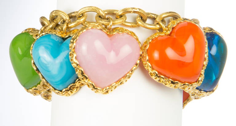 CHANEL Poured Glass Heart Bracelet In Excellent Condition In Chicago, IL