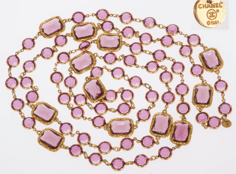 CHANEL Purple Chicklet Necklace In Excellent Condition In Chicago, IL