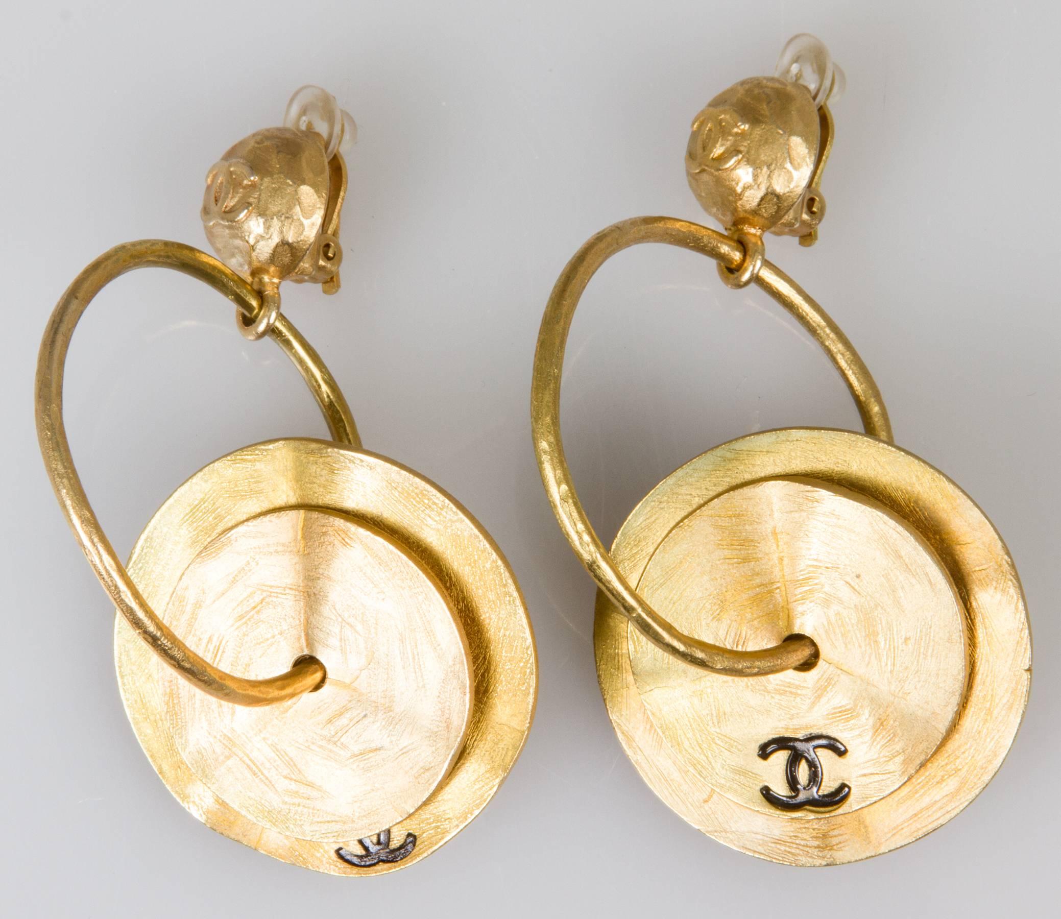 Women's Vintage CHANEL Logo Earrings